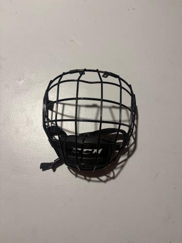 Medium CCM FM580 (Used)