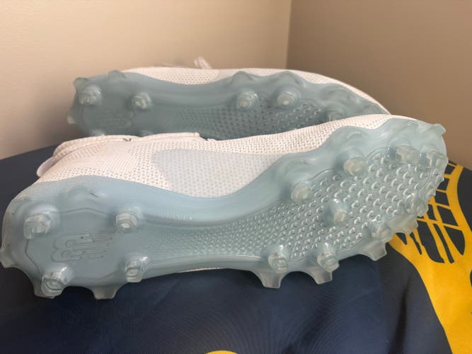 White Men's Size M 11.5 (W 12.5) Adult (New)