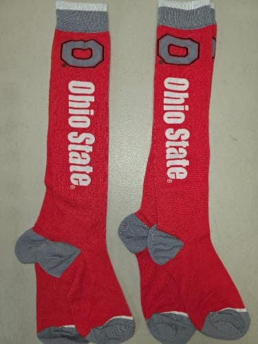 ST57 Mens NCAA OHIO STATE BUCKEYES Crew Socks Lot of 2 Pair MEDIUM New