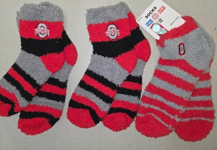 ST60 Mens NCAA OHIO STATE BUCKEYES Crew Socks Lot of 3 Pair MEDIUM New