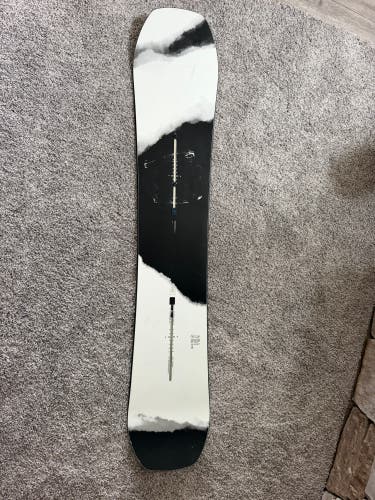 Burton Hometown Hero Snowboard 156 cm (Used)