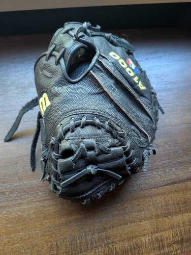 Wilson A1000 BB1791SS 32.5" RHT Catcher's Mitt Black Ecco Leather