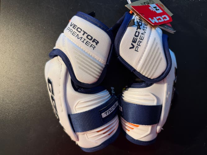 Junior Medium CCM Vector Premier Elbow Pads (New)
