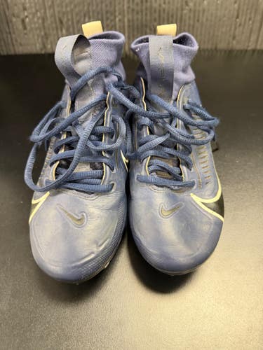 Used Nike Adult FB Cleats Navy And White Senior 4 11849-S000045691