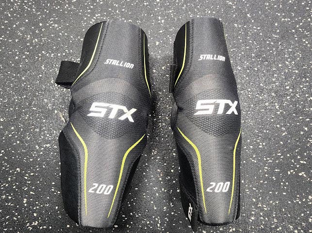 Used STX 200 STALLION ARM PADS Lacrosse Arm Pads/Guards Black Youth 11849-S000045618