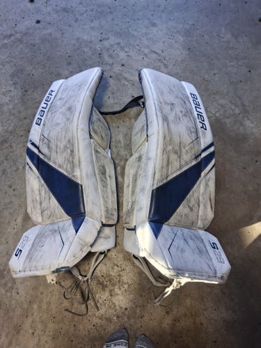 XL Bauer Goalie Leg Pads (Used)