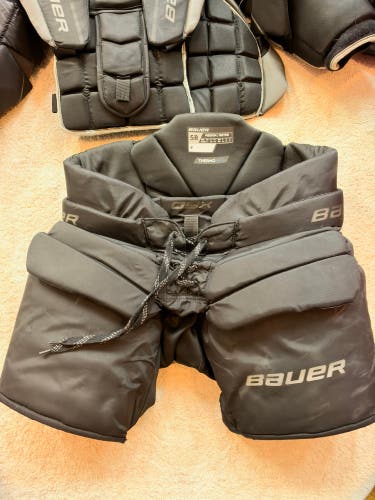 Senior Medium Bauer Hockey Goalie Pants (Used)