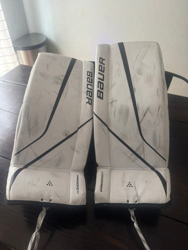 24" Bauer Prodigy Goalie Leg Pads Pro Stock (Used)
