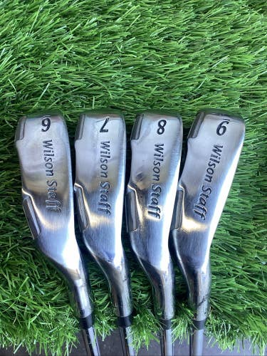 Wilson Staff Progressive Iron Set 6-7-8-9 With Uniflex Steel Shafts