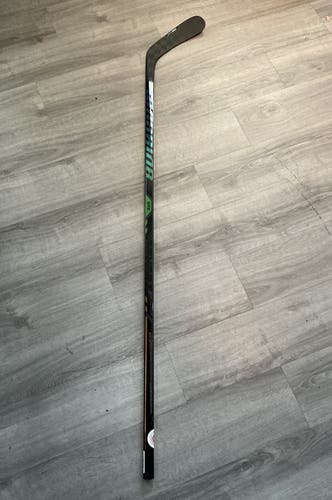 Senior Warrior QR 6 Pro Right Hand Hockey Stick W03 Pro Stock Nichol (Multiple Flexes) (New)