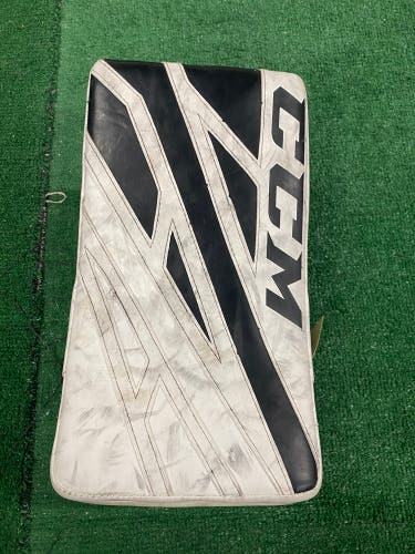 CCM Axis 2.9 INT-reg goalie blocker