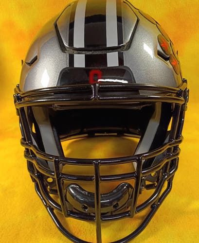 Ohio State Buckeyes custom fullsize Riddell speed Flex Yth Lg football helmet