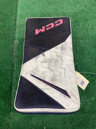 CCM Axis 2.9 INT-reg goalie blocker
