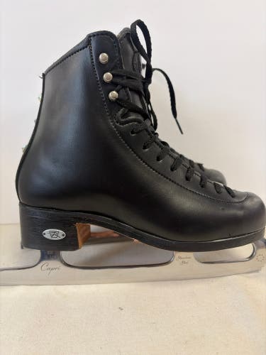 Riedell DIAMOND Figure Skates C Junior 3.5 (Used)