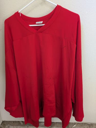 CCM Goalie cut practice jersey - Red (Used)