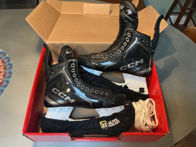 CCM Tacks XF Pro Hockey Skates Extra Wide Width 9 (Used)