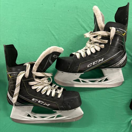 CCM Tacks 9050 Hockey Skates | Senior Size 6.5, Regular Width