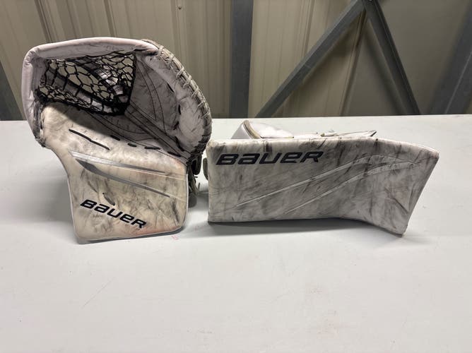 Bauer Vapor Hyperlite 2 Regular (Used)