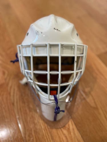 LOOKING TO BUY SPORTMASK CAGE!