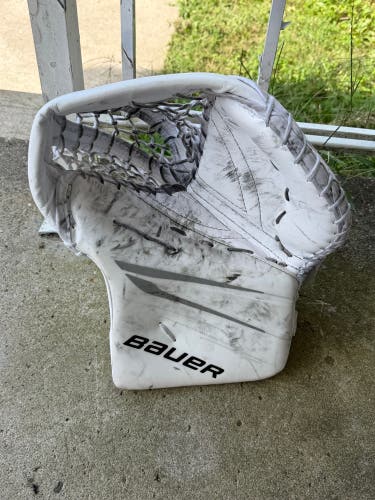 Bauer Vapor Hyperlite 2 Regular (Used)