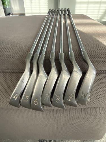 1996 Ping ISI Right Handed Iron Set (Used)
