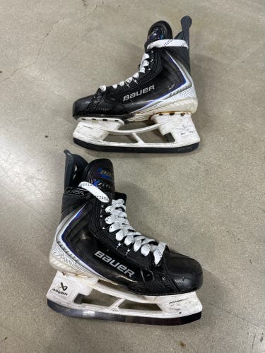 2025 Bauer Vapor Flylite Hockey Skates Size 6.5 (Used)
