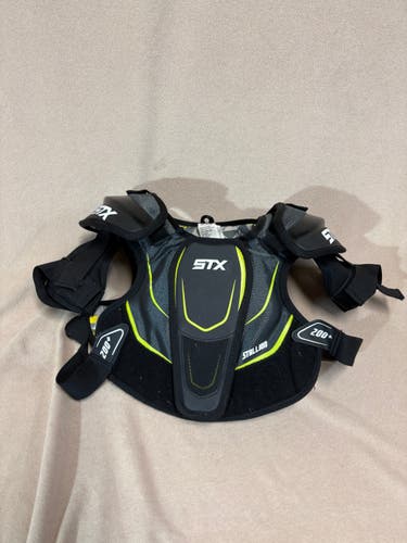 Medium Adult STX Stallion 200 Shoulder Pads (Used)