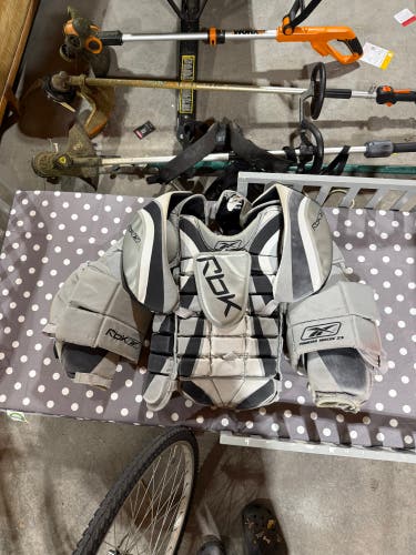 Senior Large Goalie Chest Protector (Used)