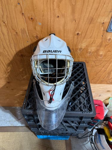 Senior Medium Bauer Goalie Mask (Used)