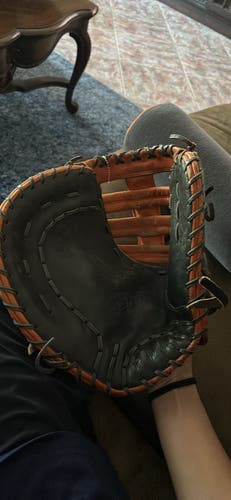 Wilson A2000 LH Baseball Glove 12" (Used)