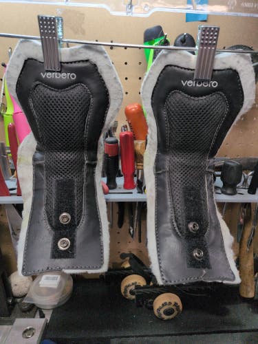 Verbero (Used) Skate Tongues Size 6.5D