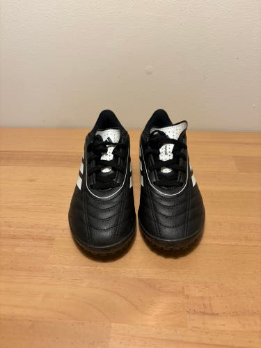 Black Unisex 1Y (Big Kids / Youth) Adidas Goletto IX Turf Cleats Cleats (Used)