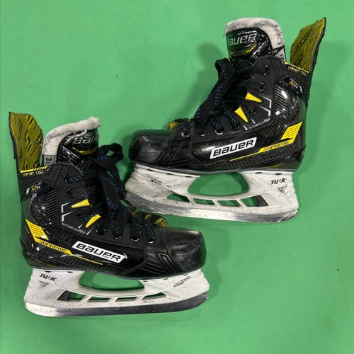 Bauer Supreme M4 Hockey Skates | Junior Size 3.5