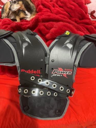 Medium Youth Riddell JPK+ Shoulder Pads (New)