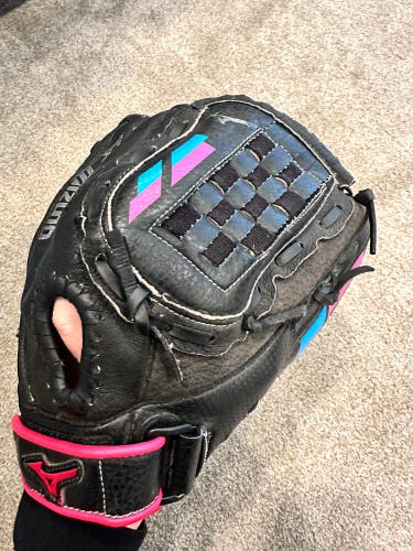 Mizuno Prospect RH Softball Glove 11.5" (Used)