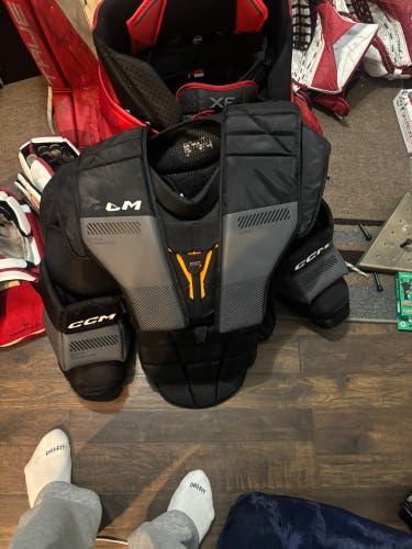 Large CCM Pro Spec Goalie Chest Protector (Used)