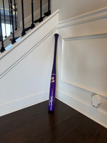 2027 DeMarini Velvet Thunder Wood Composite BBCOR Certified Bat (-3) 32" (Used)