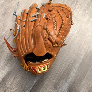 RARE Japanese Wilson Staff RH Pitcher's Baseball Glove 11.75" (Used)