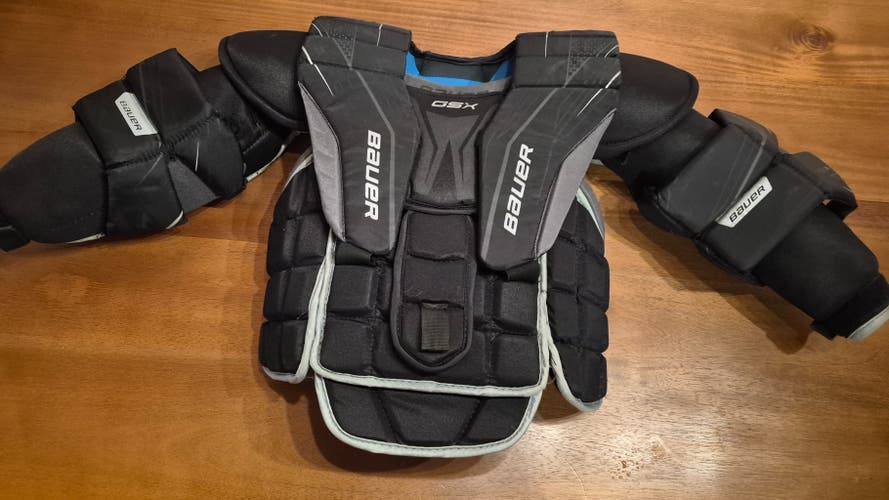Large/Extra Large Bauer GSX Goalie Chest Protector (Used)
