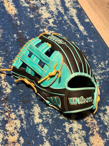 2024 Wilson A2000 LH Baseball Glove 12.25" (Used)