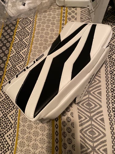 New True Catalyst 9x5 Goalie Blocker