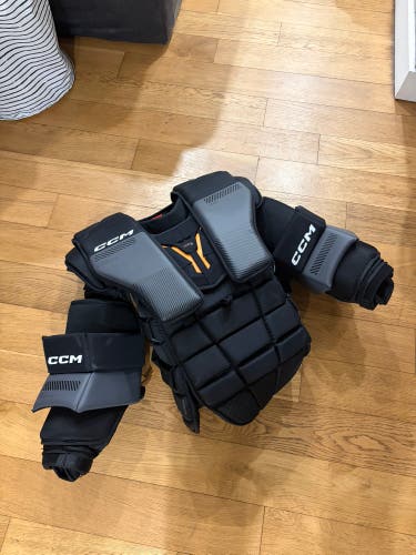 Small / Medium 2025 CCM Pro Spec Goalie Chest Protector (Used)