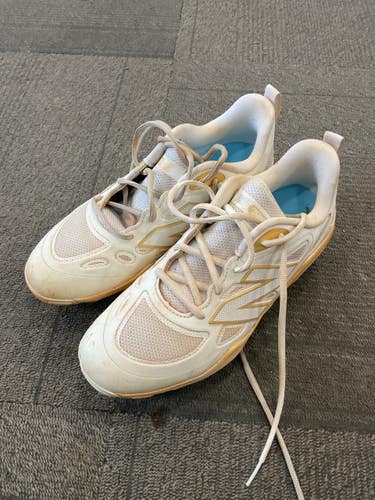 Used New Balance VELO V4 BB/SB Cleats White Senior 7.5 11614-S000246675