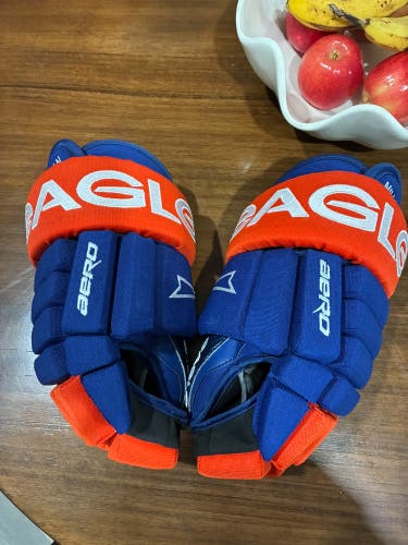 Eagle Aero Custom Pro Gloves 14" Islanders Oilers