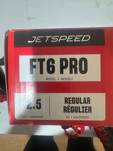 2023 CCM JetSpeed FT6 Pro Hockey Skates Regular Width Size 2.5 (Used)