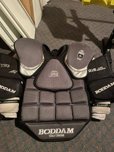 XL BODDAM BOX GOALIE PADS