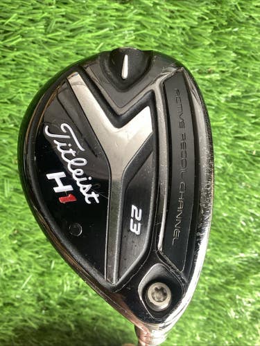 Titleist H1 818 Hybrid 23* With Tensei Regular Graphite Shaft