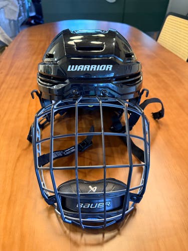 Medium Warrior Alpha One Pro Helmet w/ Bauer Cage