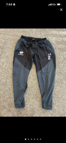 UMBC Men’s Lacrosse Team Issued XL Sweat Pants