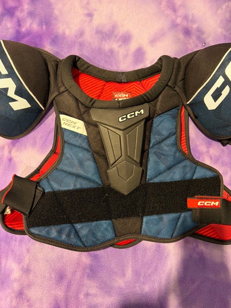 Medium Senior CCM Next Shoulder Pads (Used)
